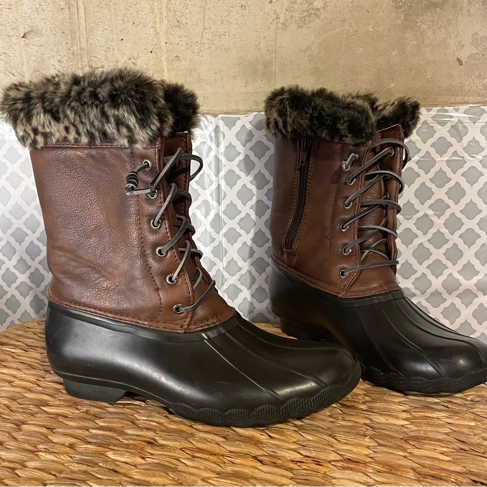 Sperry winter  Boot, faux Fur - Kid Youth Girls Size 5